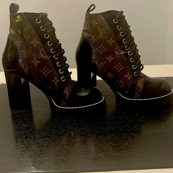 Louis Vuitton Size 38 - Picture 1 of 7